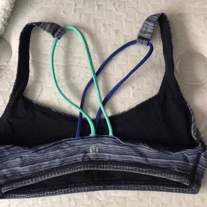 Lulu lemon sports bra